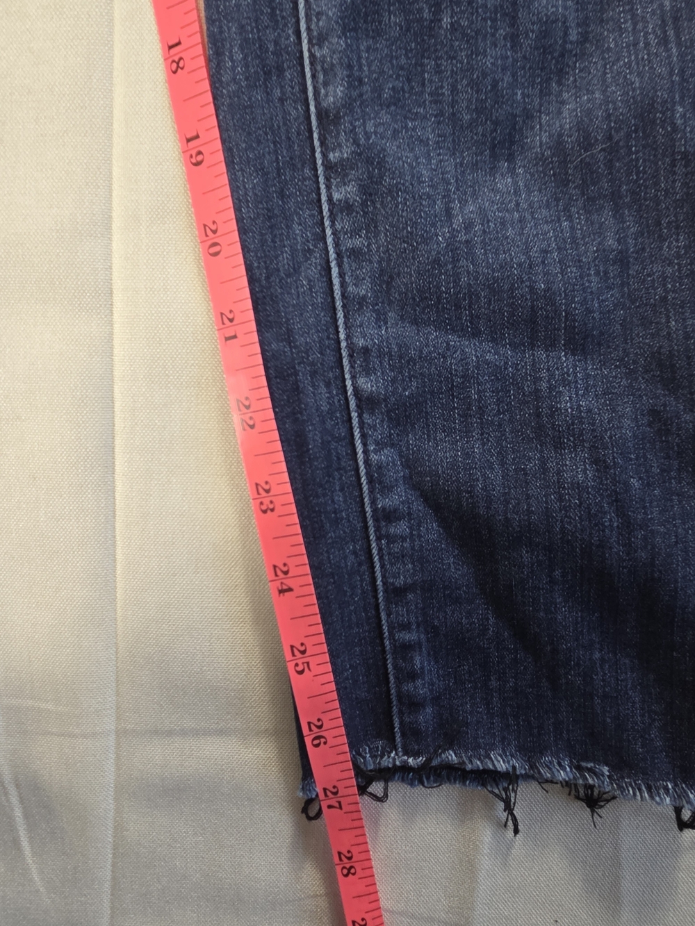 Paige High Rise Edgemont Moto Zip Skinny Jeans 26 Raw Hem USA - Picture 12 of 12